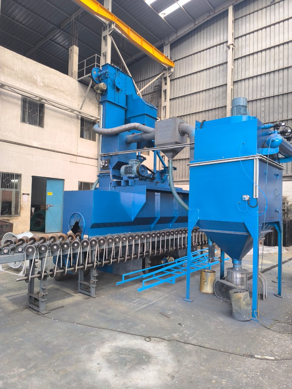 Conveyor Type Airless Shot Blasting Machine